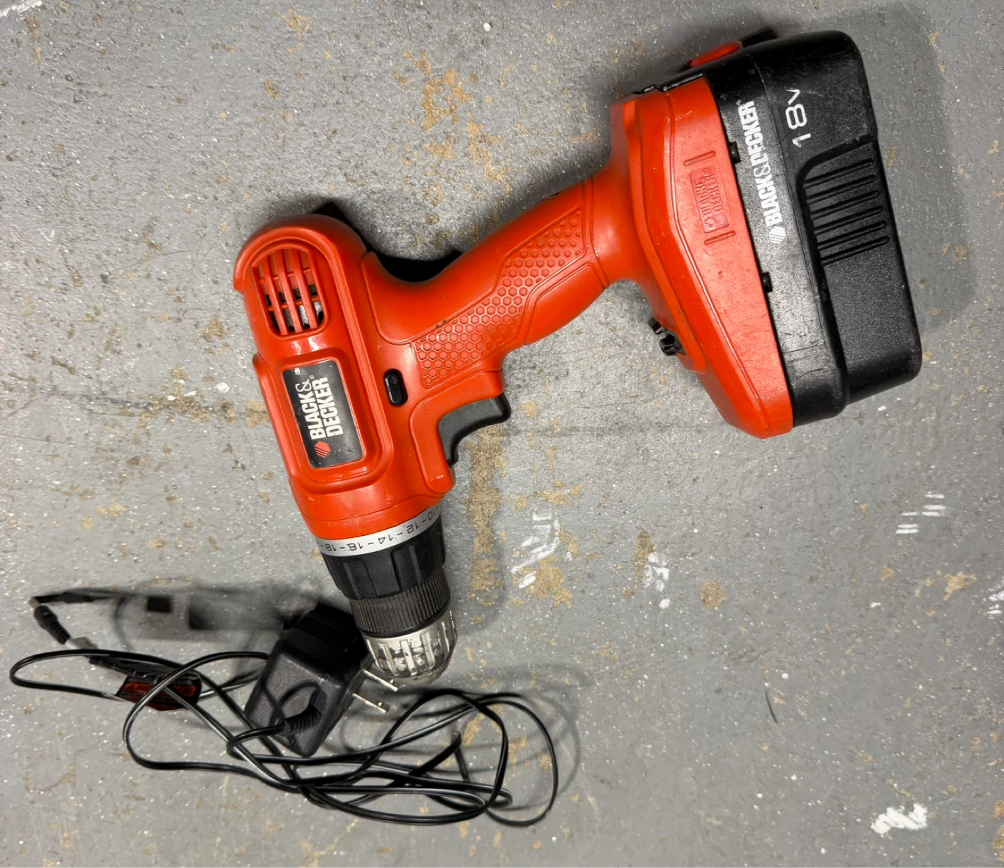 Black & Decker 18V Cordless Drill with Charger