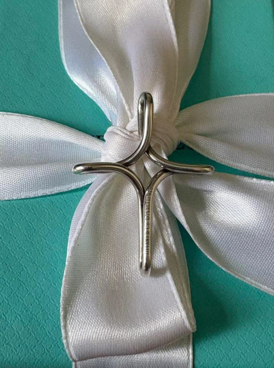 💯 Authentic Tiffany and Co. Elsa Peretti Infinity Cross Pendant - photo 2