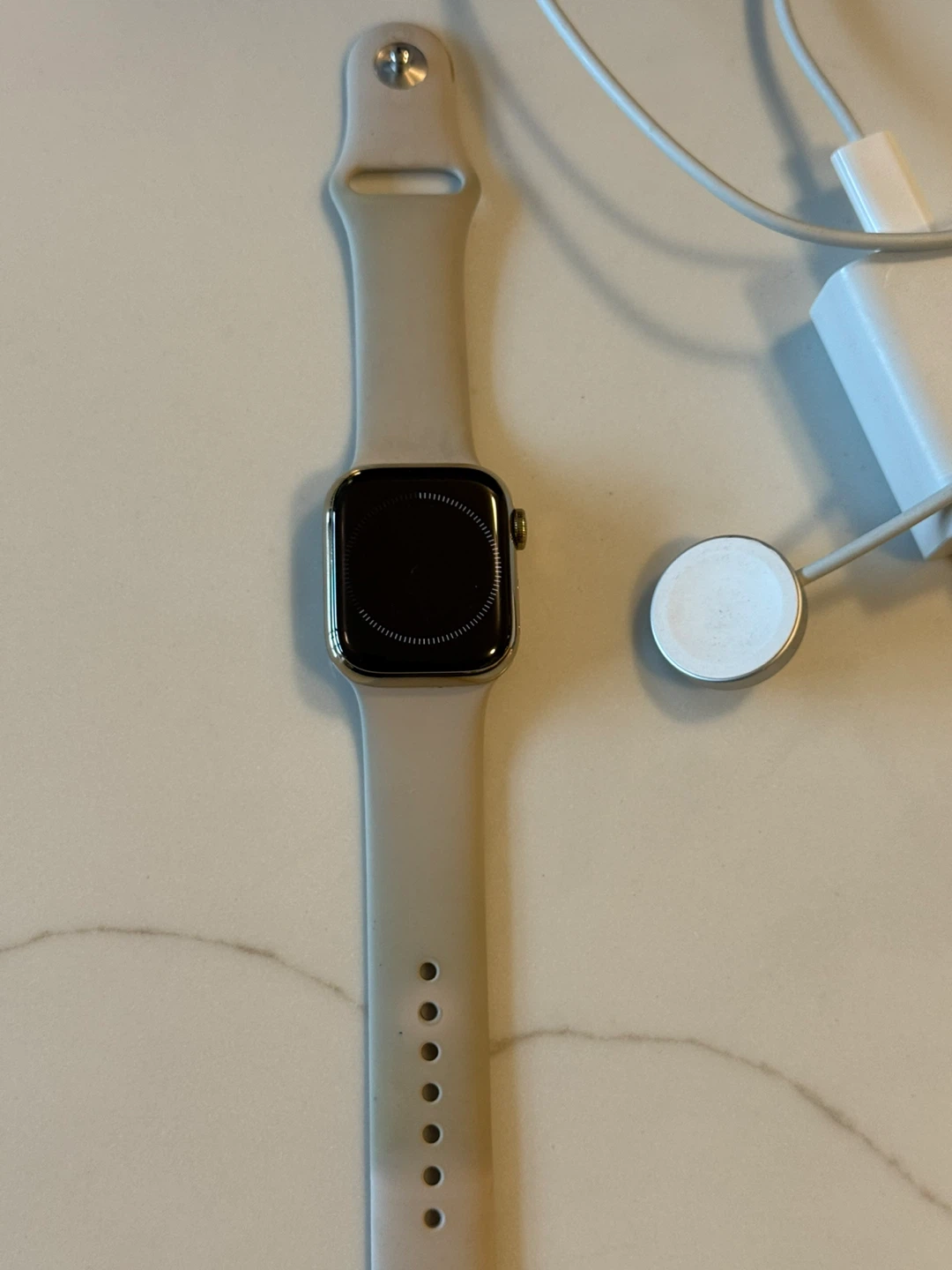 Apple Watch Series 8 - photo 3