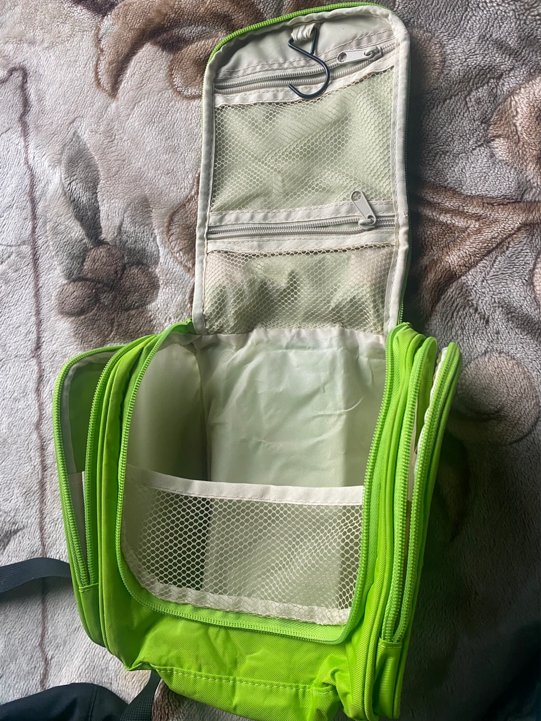 Bright Green Hanging Toiletry Bag - photo 4