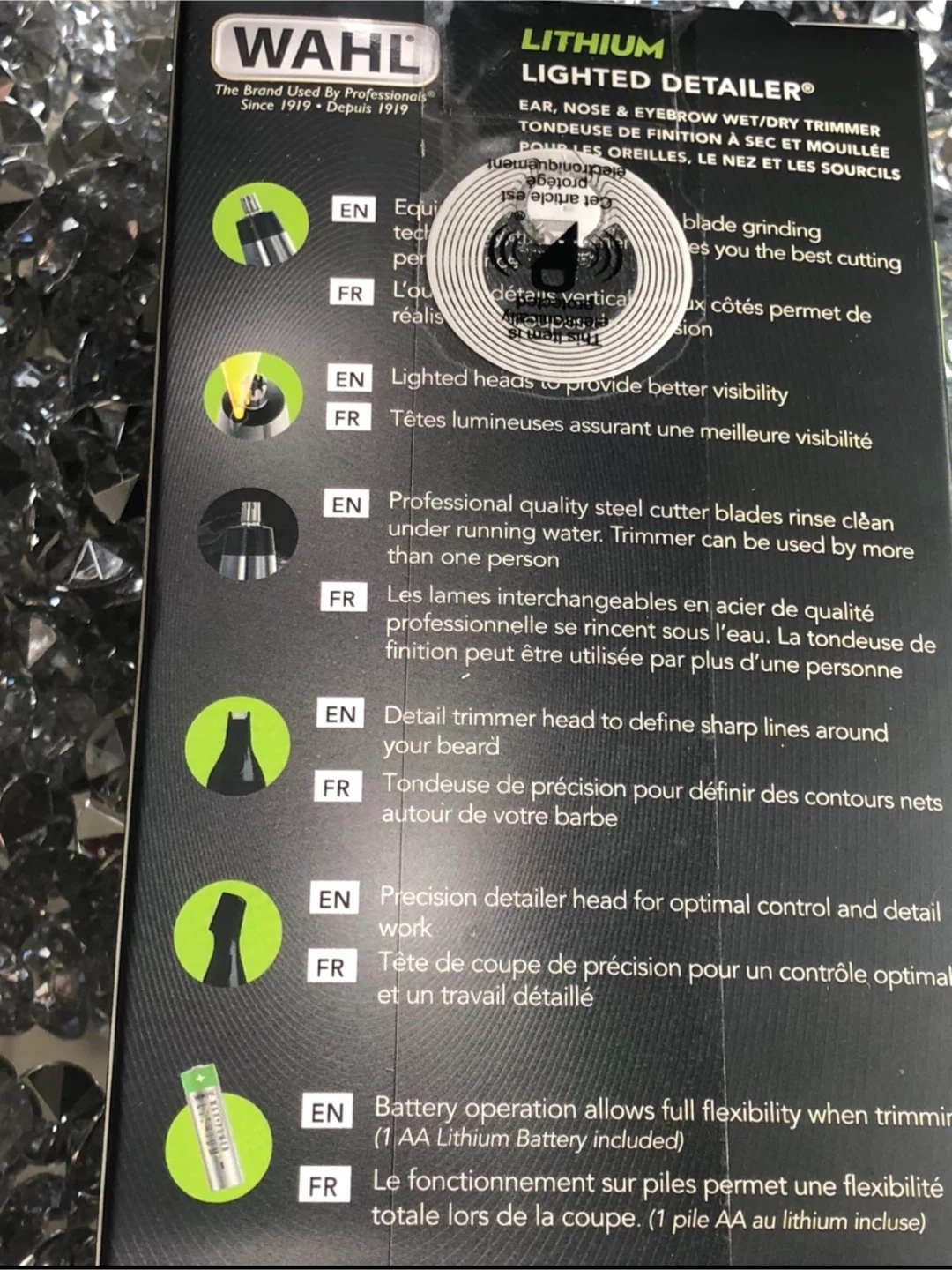 ⚽️ NEW Wahl Lithium Lighted Ear, Nose & Eyebrow Trimmer - photo 3