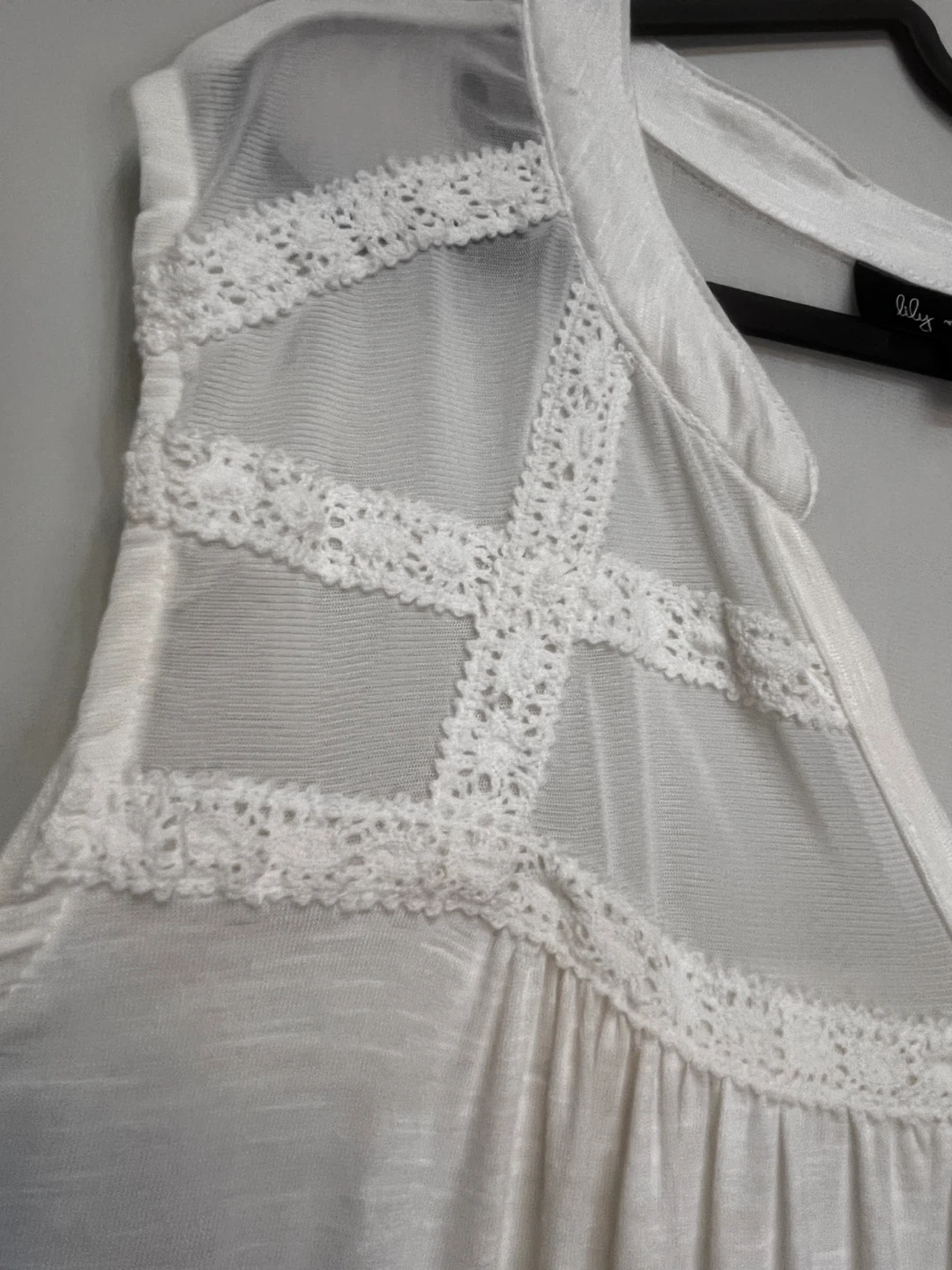 ⚽ Lily Morgan White Sleeveless Mesh Lace Top - photo 4