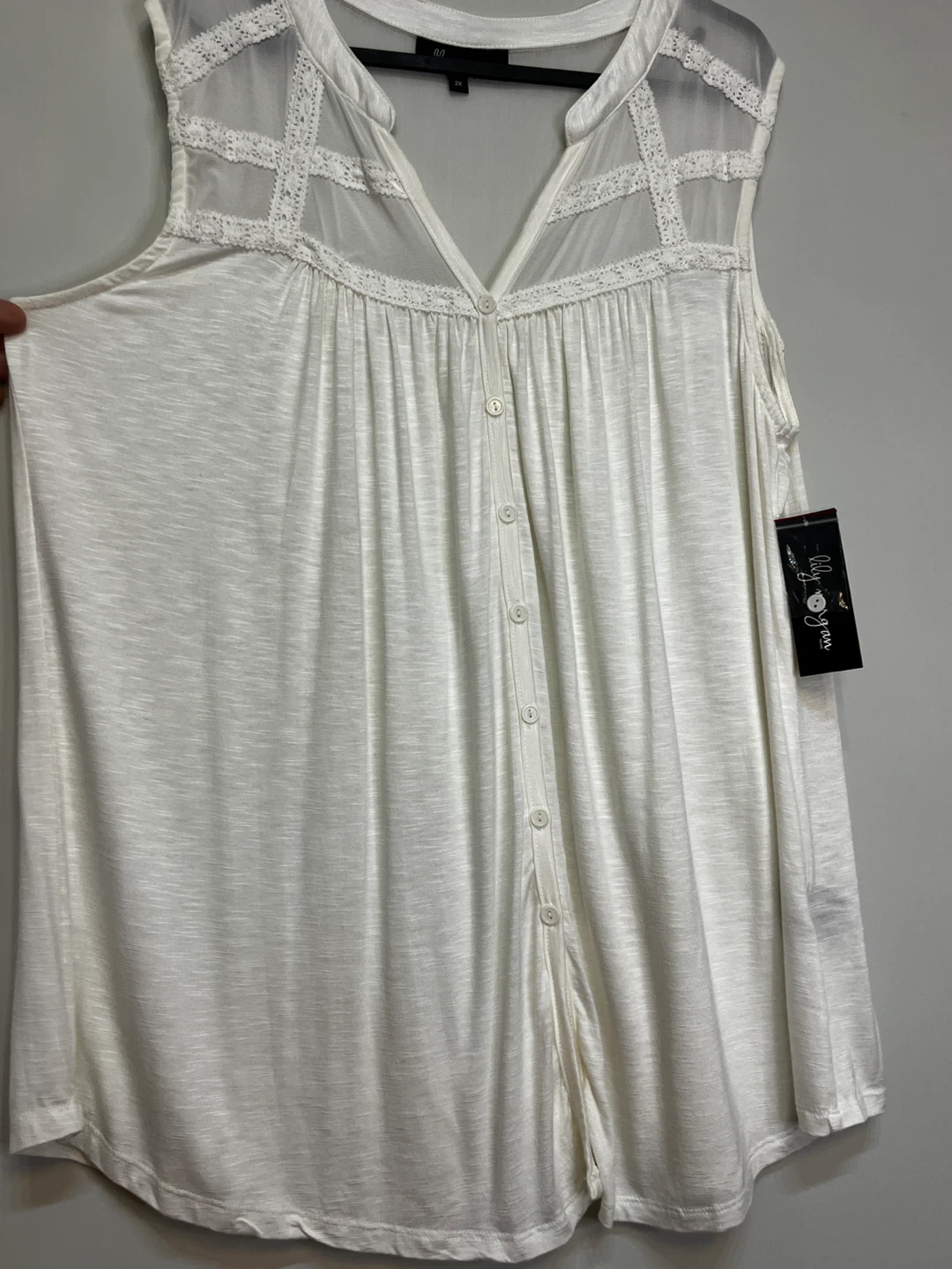 ⚽ Lily Morgan White Sleeveless Mesh Lace Top - photo 3