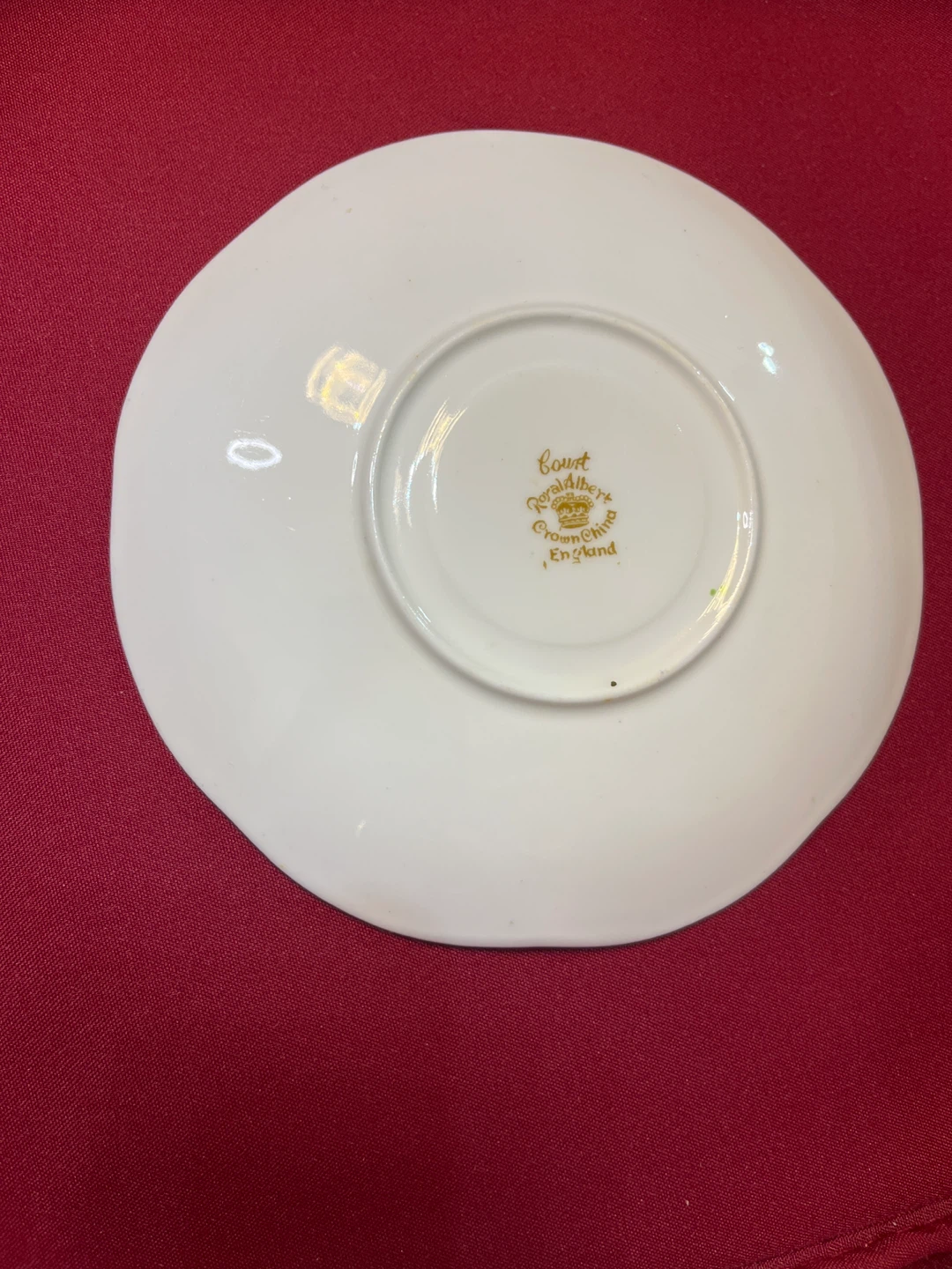 ⚽ Royal Albert Crown China Saucer - photo 4