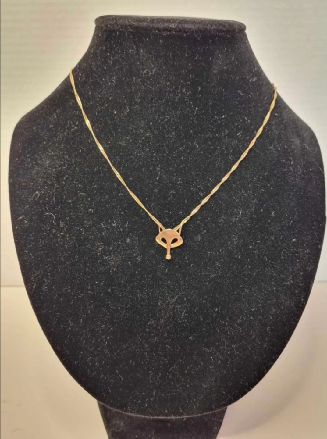 10k Gold Chain & Pendant - photo 2