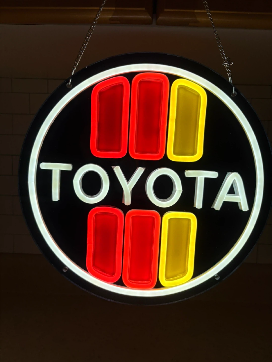Toyota LED adjustable brightness USB plug 13 in circular - photo 2
