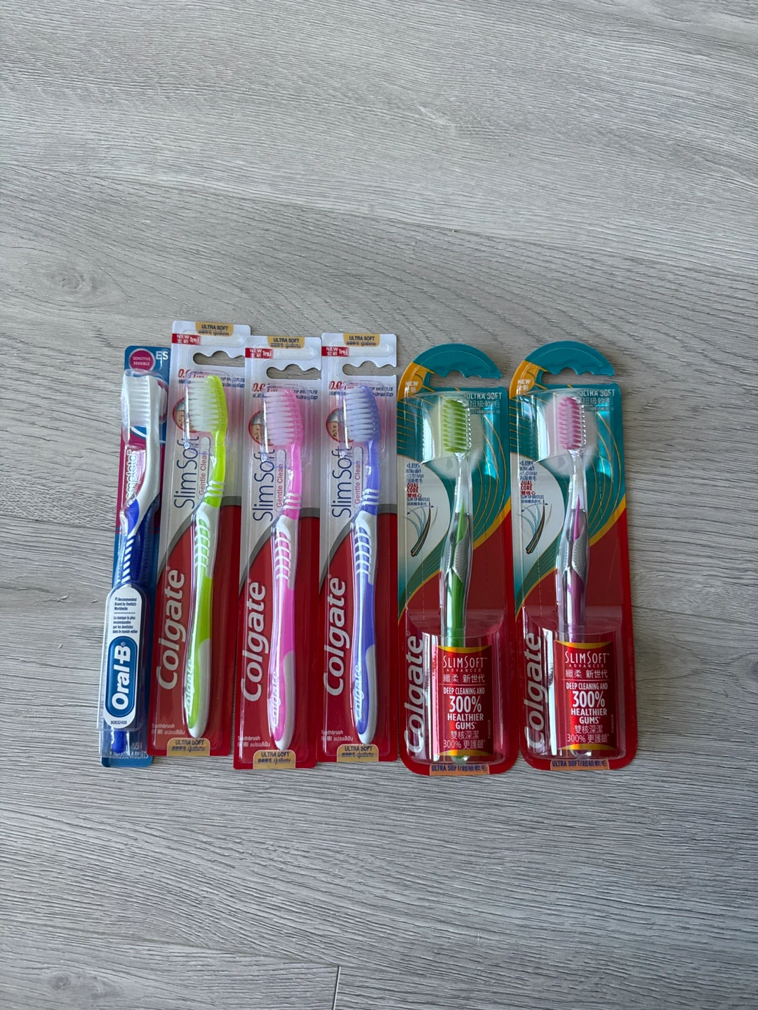Oral-B Complete & Colgate Slim Soft Toothbrushes (5-pack) - photo 2