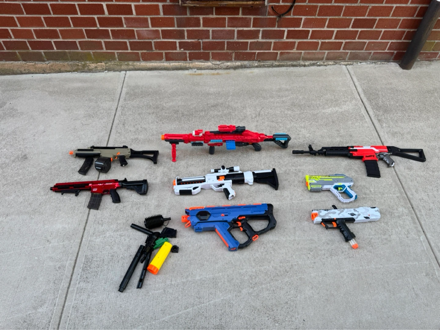 Bundle of Toy Blasters - photo 3