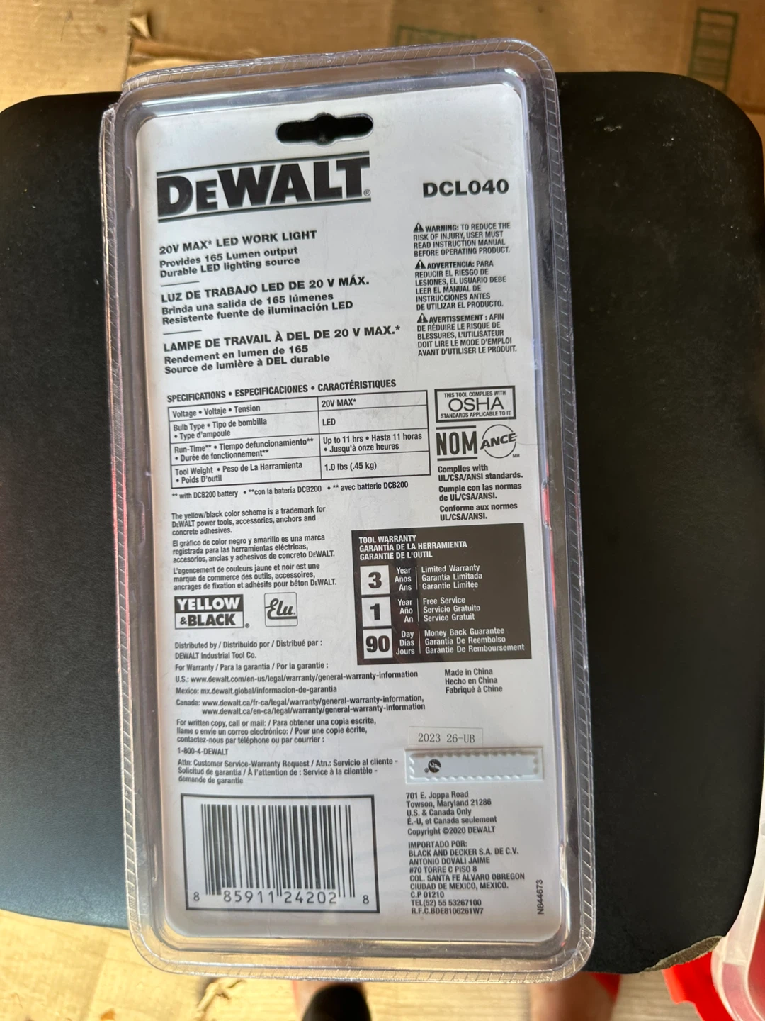 DEWALT DCL040 20V MAX* LED Work Light - photo 2
