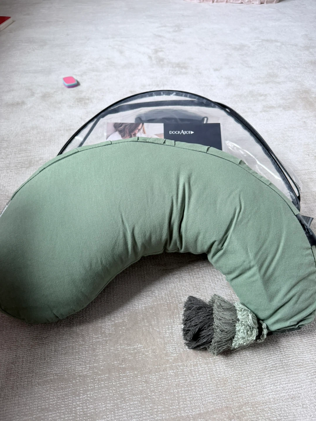 DockATot La Maman Wedge Nursing Pillow - photo 3