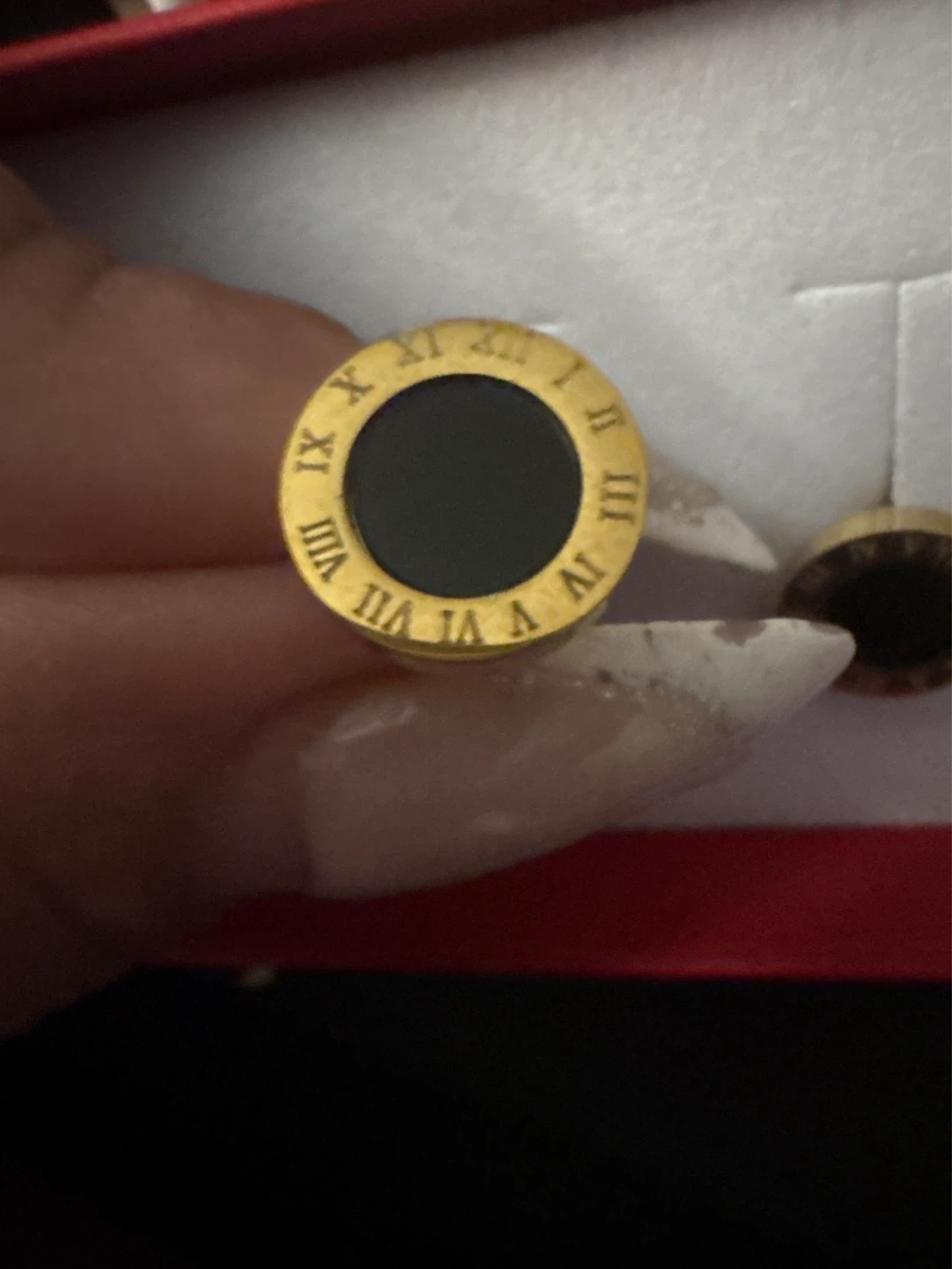 ⚽️ 18K Gold SS Black Onyx Roman numeral stud earrings - photo 2