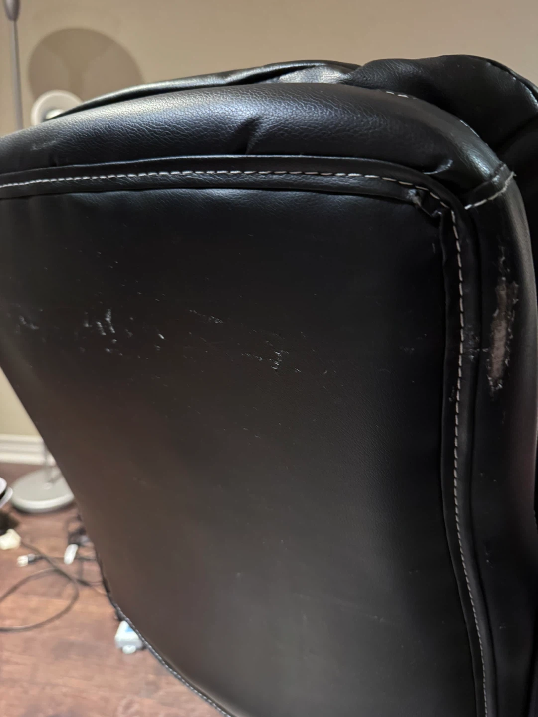 Staples Faux Leather Office Chair - photo 3