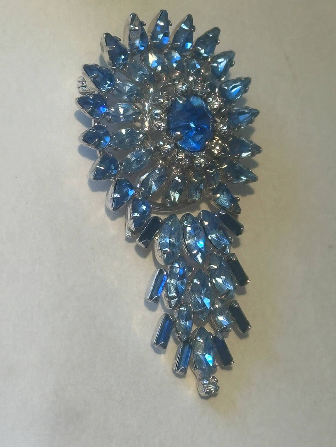 Signed Vintage Sterling Jay Flex Blue Rhinestone Brooch - photo 3