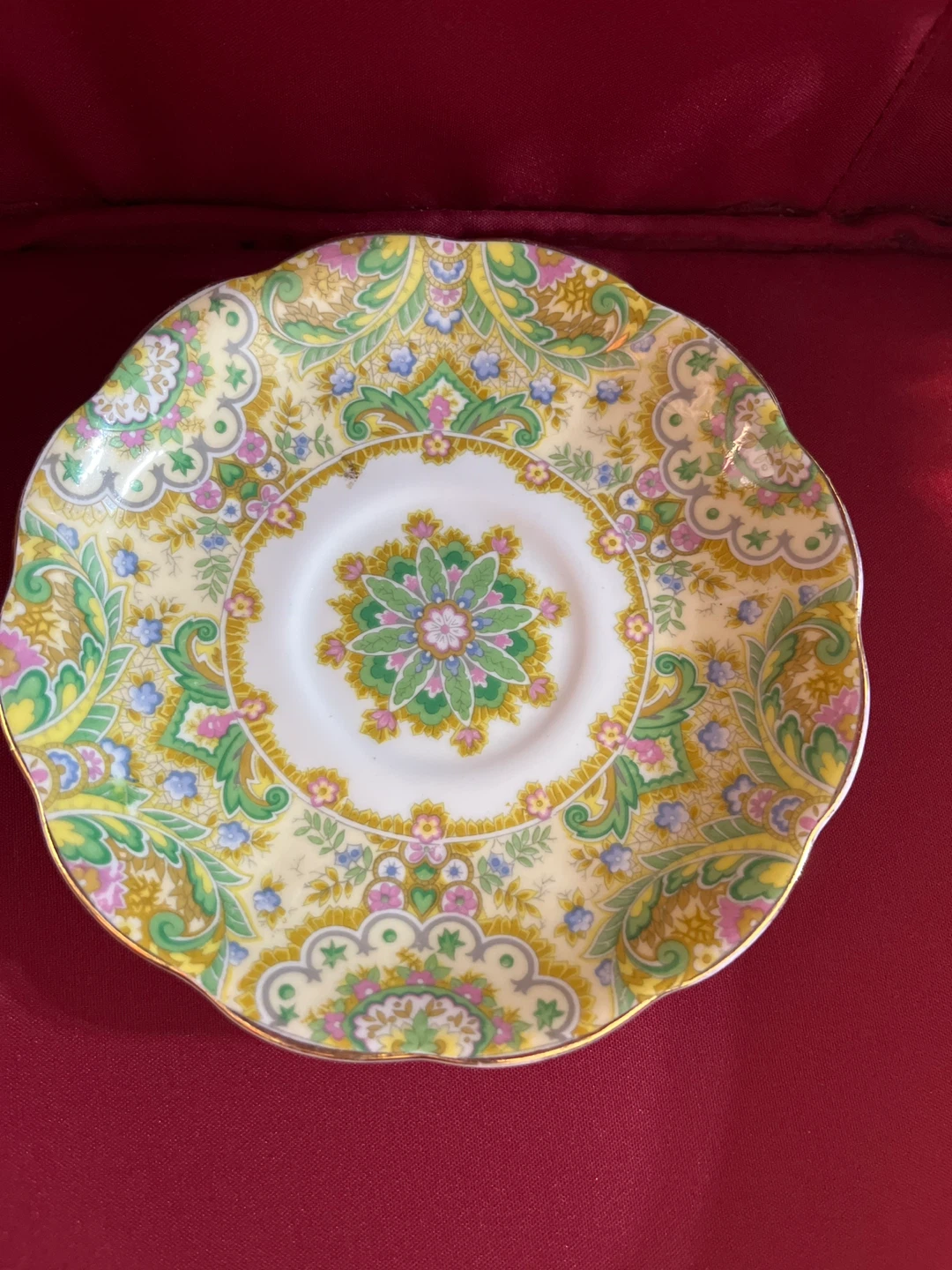 ⚽ Royal Albert "Paisley Shawl" Teacup Saucer