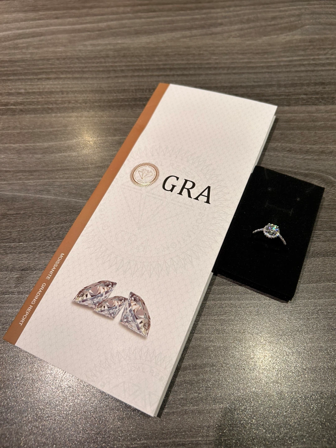 VVS1 Moissanite Engagement Ring – GRA Certified – 1ct - photo 3