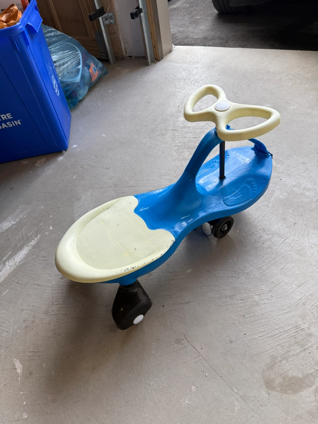 Wiggle car toy - photo 2