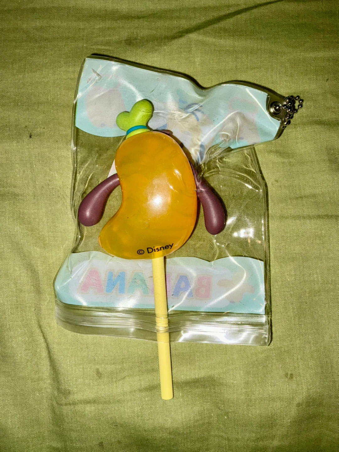 Disney Goofy Banana Character Keychain ⚽ - photo 2
