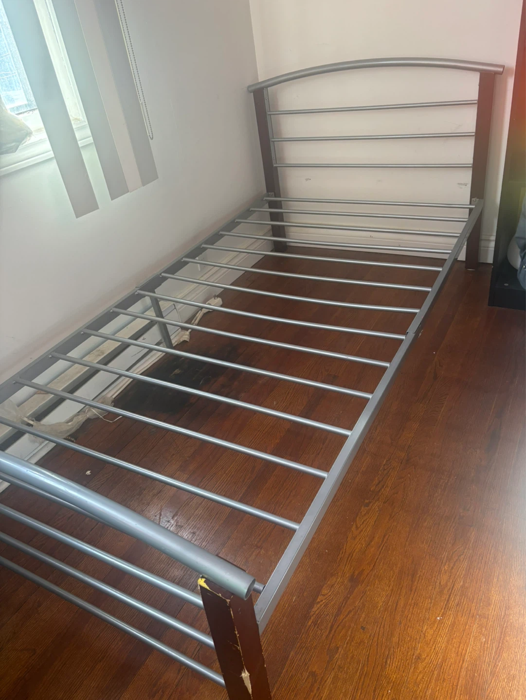 Metal Twin Bed Frame - photo 2