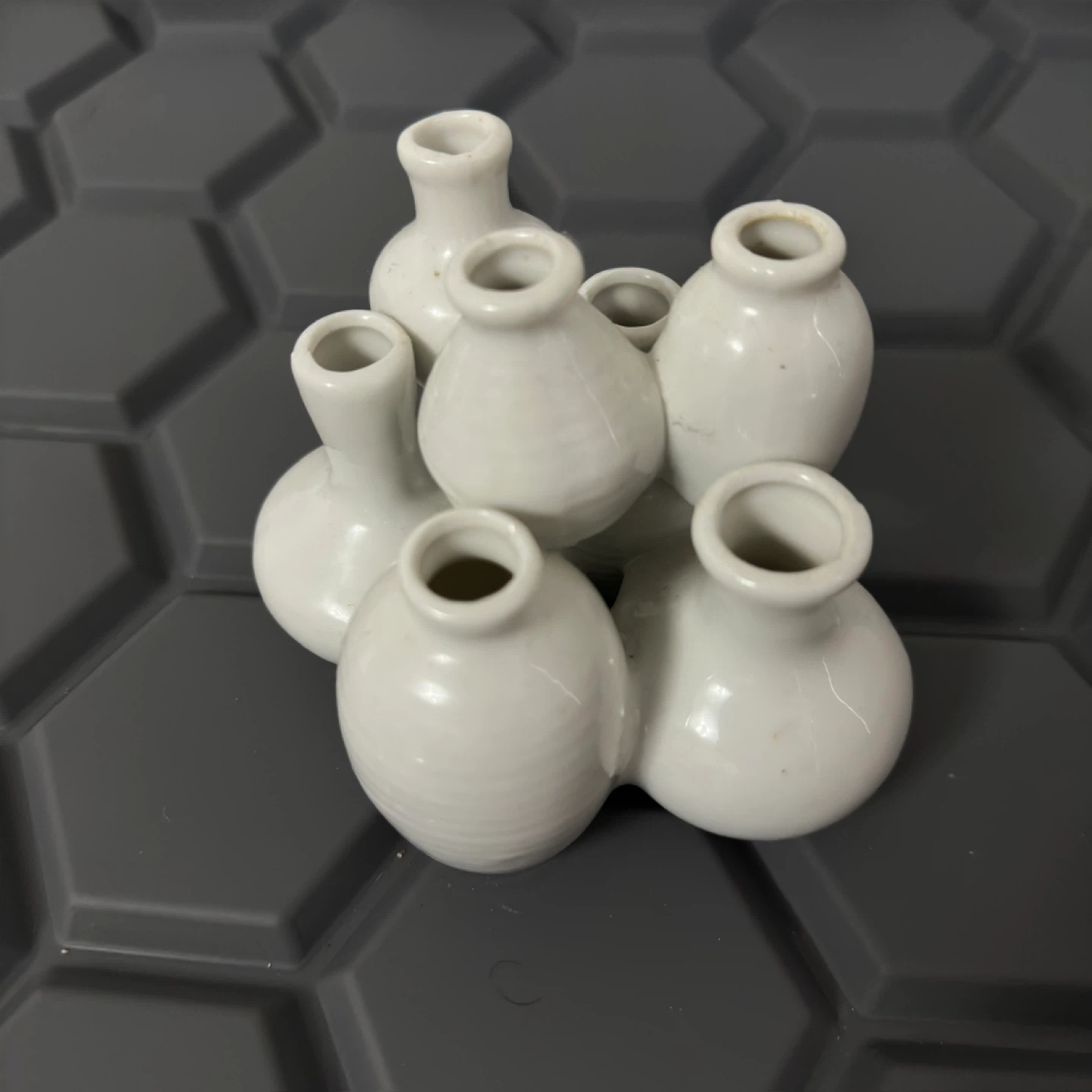 White Ceramic Mini Vases - photo 3