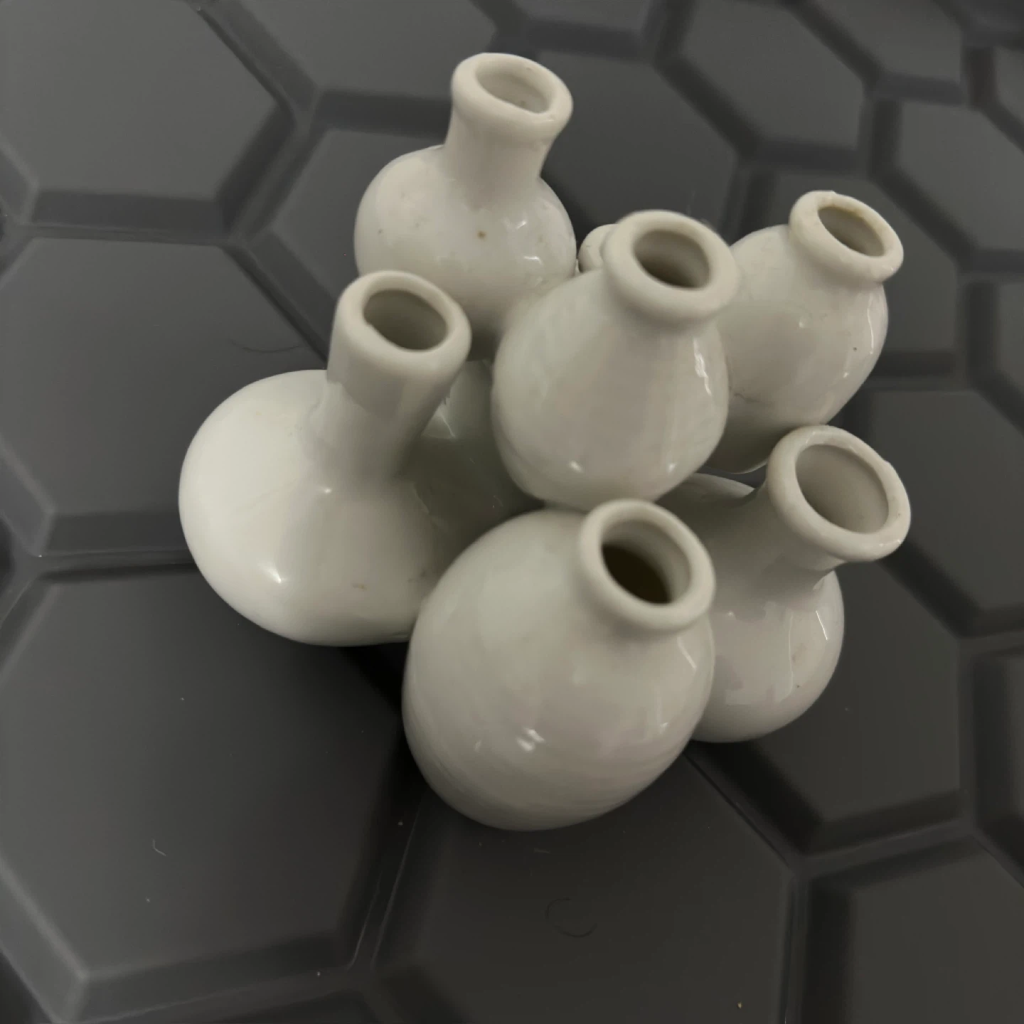 White Ceramic Mini Vases - photo 4