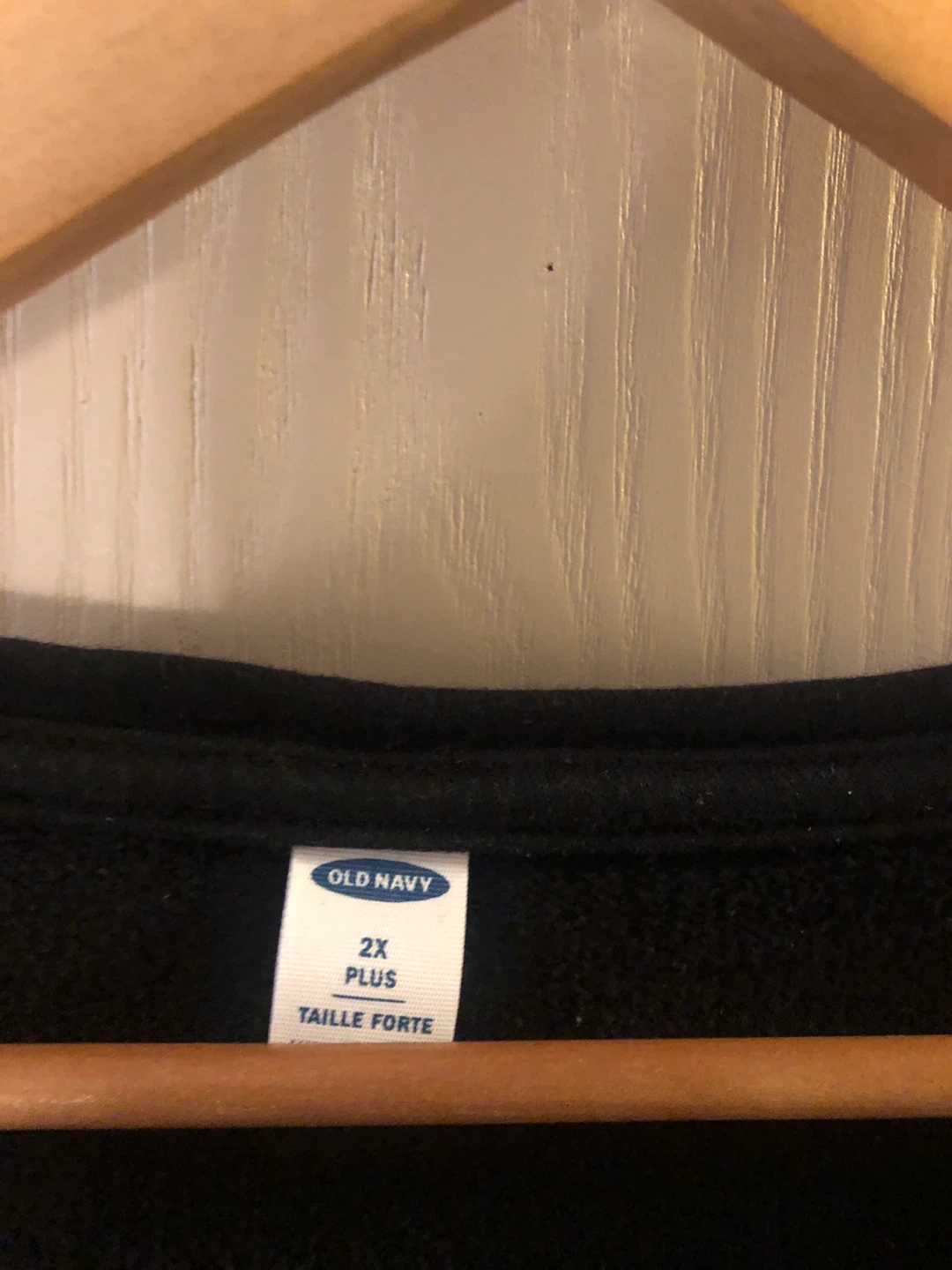 ⚽️ Old Navy Black Crew Neck Long Sleeve Top - photo 2