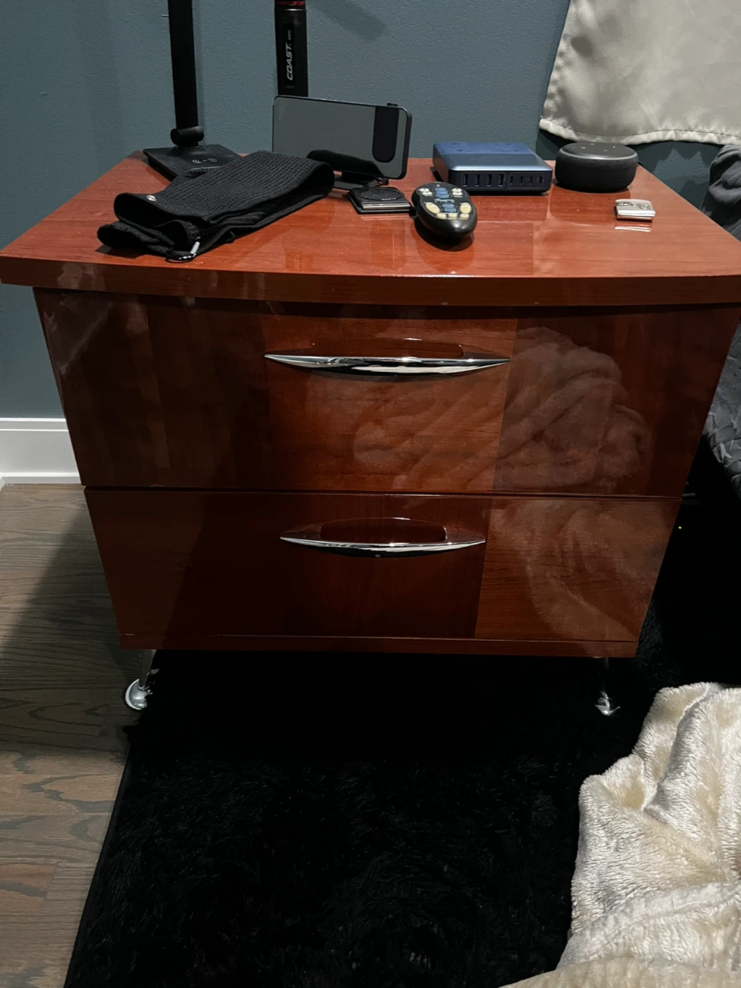 Vintage Ashley Furniture Bedroom Set - photo 2