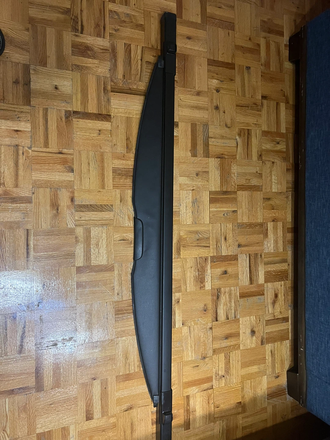 Black Retractable Cargo Cover