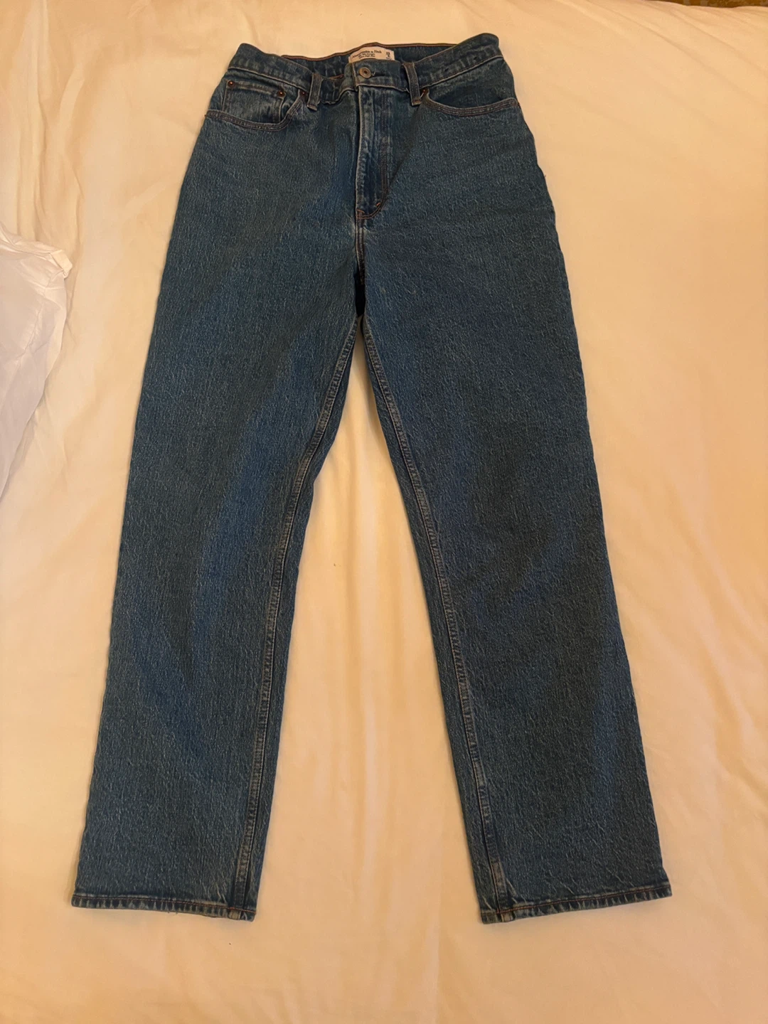 Abercrombie & Fitch '90s Straight Ultra High Rise Jeans