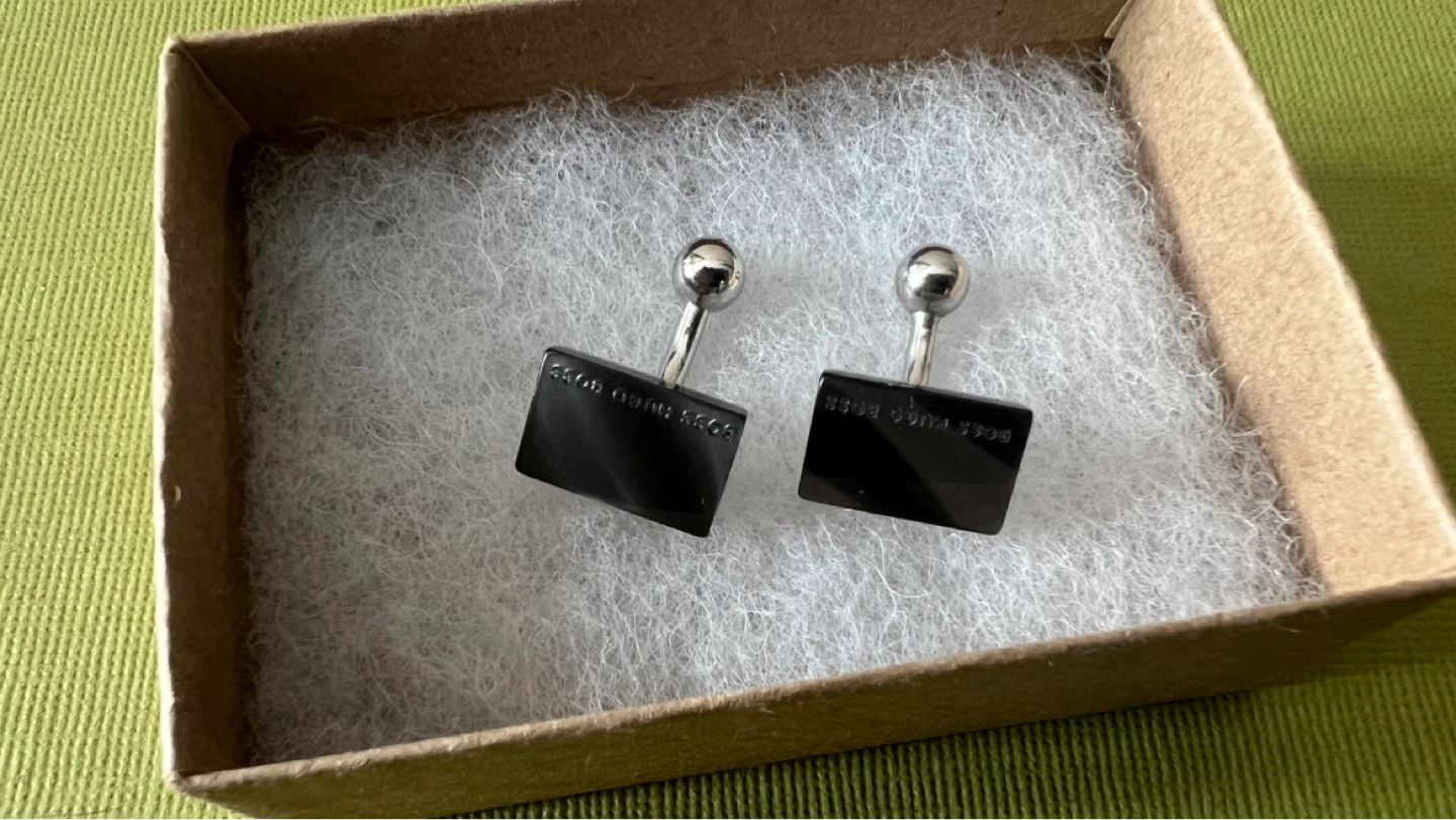 ⚽️ Boss by Hugo Boss Silver and Mother of Pearl Cufflinks - photo 2