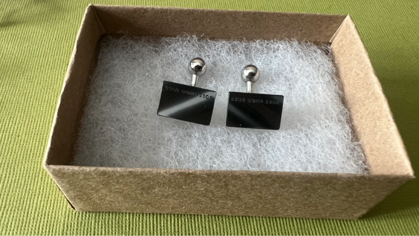 ⚽️ Boss by Hugo Boss Silver and Mother of Pearl Cufflinks - photo 4