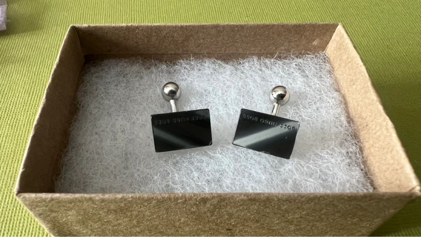 ⚽️ Boss by Hugo Boss Silver and Mother of Pearl Cufflinks