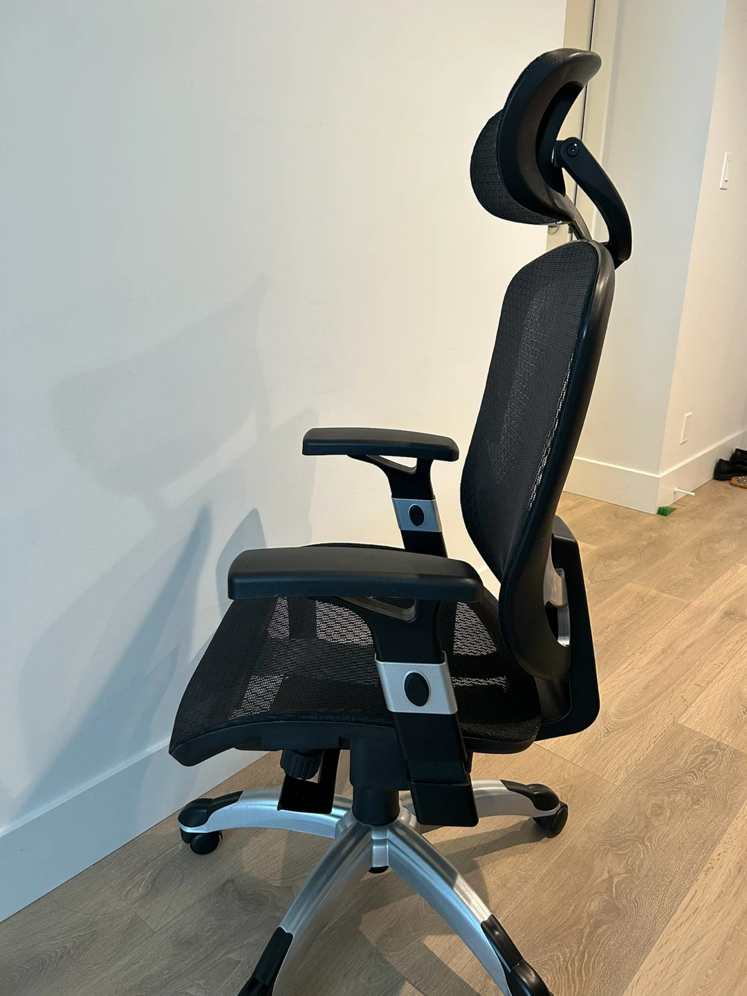 Staples Hyken chair - photo 4