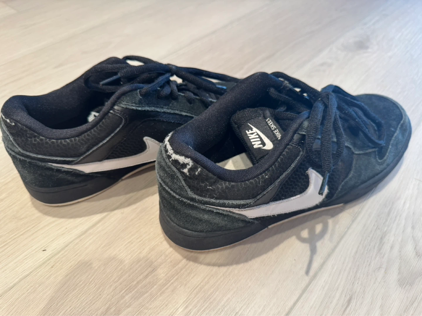 Nike SB Dunk Low Pro Shoes - photo 2