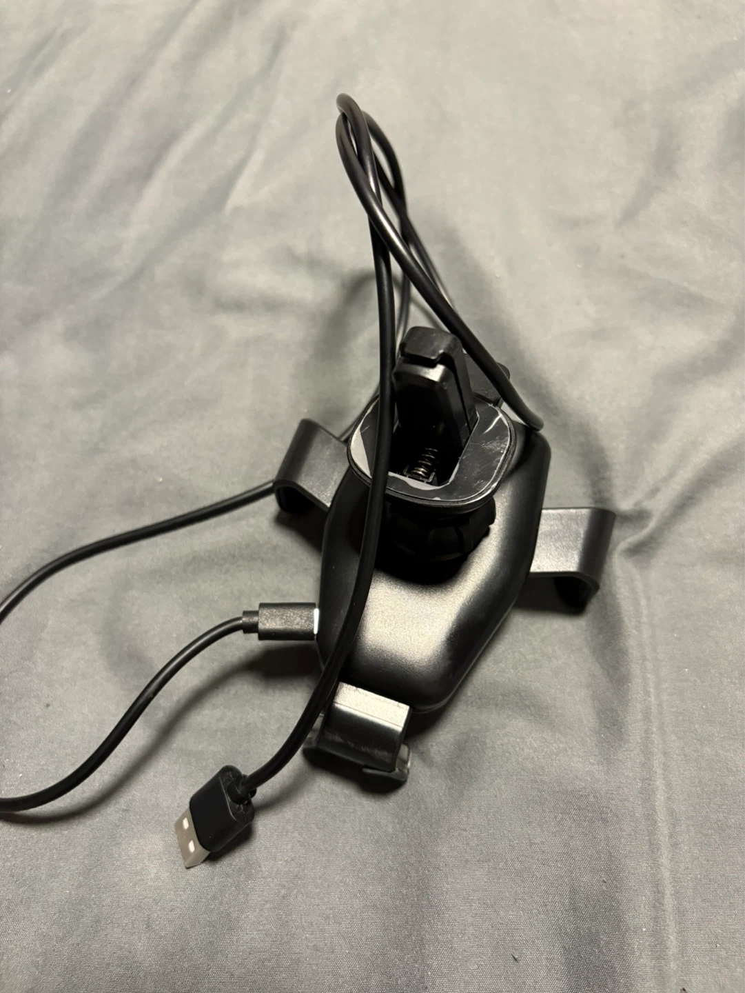 Phone Wireless Car Fast Charger Mount Clip - photo 2
