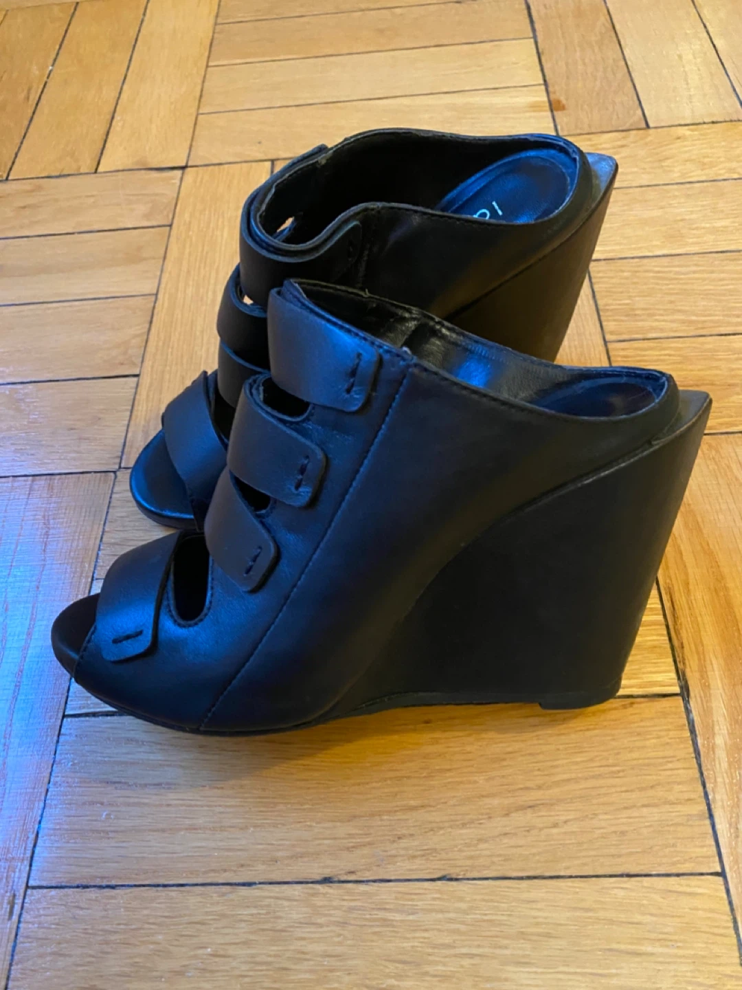 La Speciale Wedge Sandals - photo 2