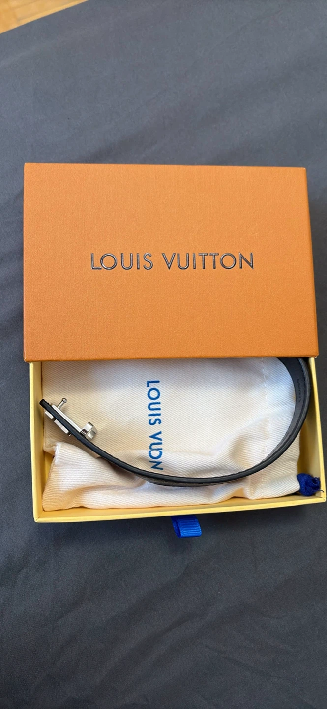 Lv bracelet  new - photo 2