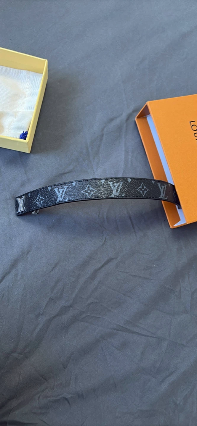 Lv bracelet  new