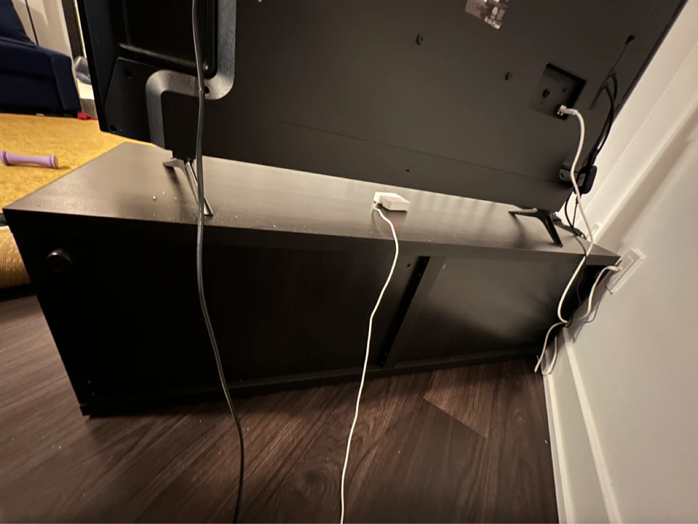 LG 50” 4K UHD HDR Smart TV + TV Stand - photo 4