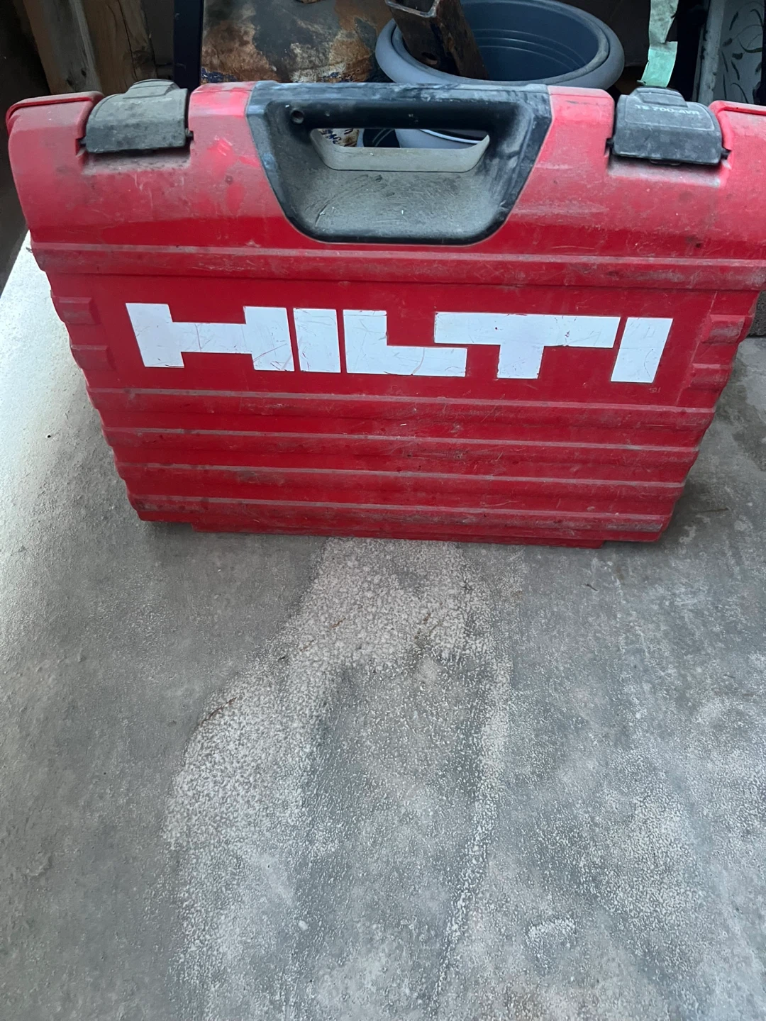 Hilti TE 700-AVR Rotary Hammer Drill with Case - photo 2