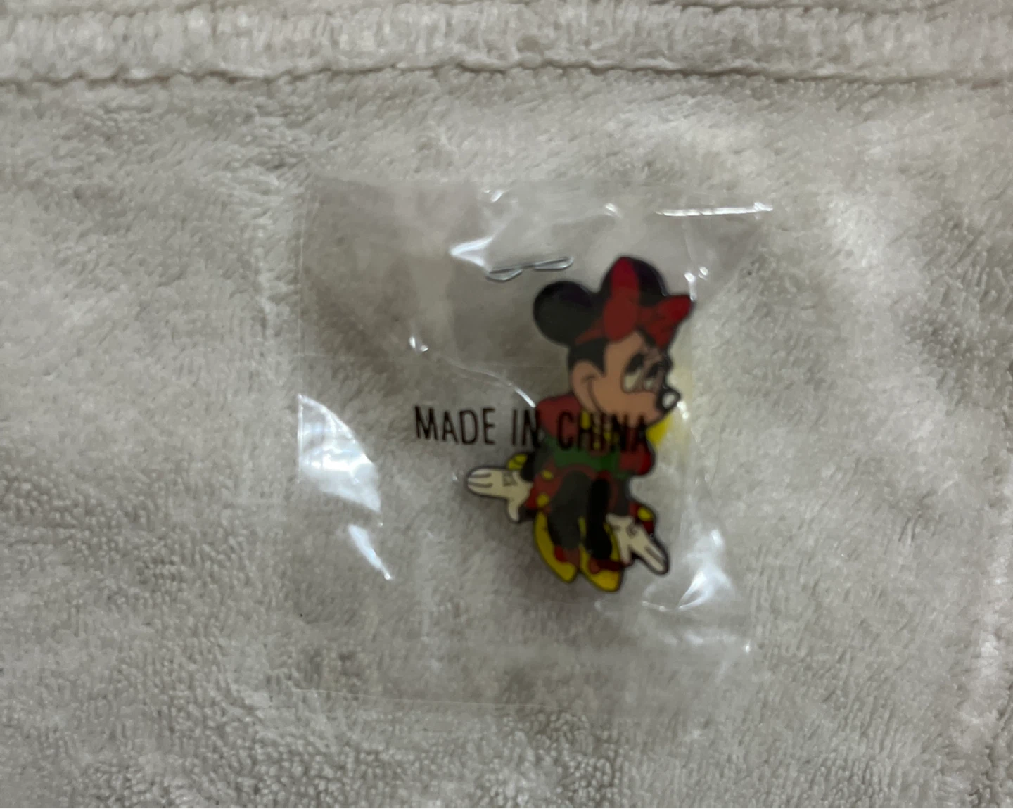 ⚽️Minnie Mouse Pin