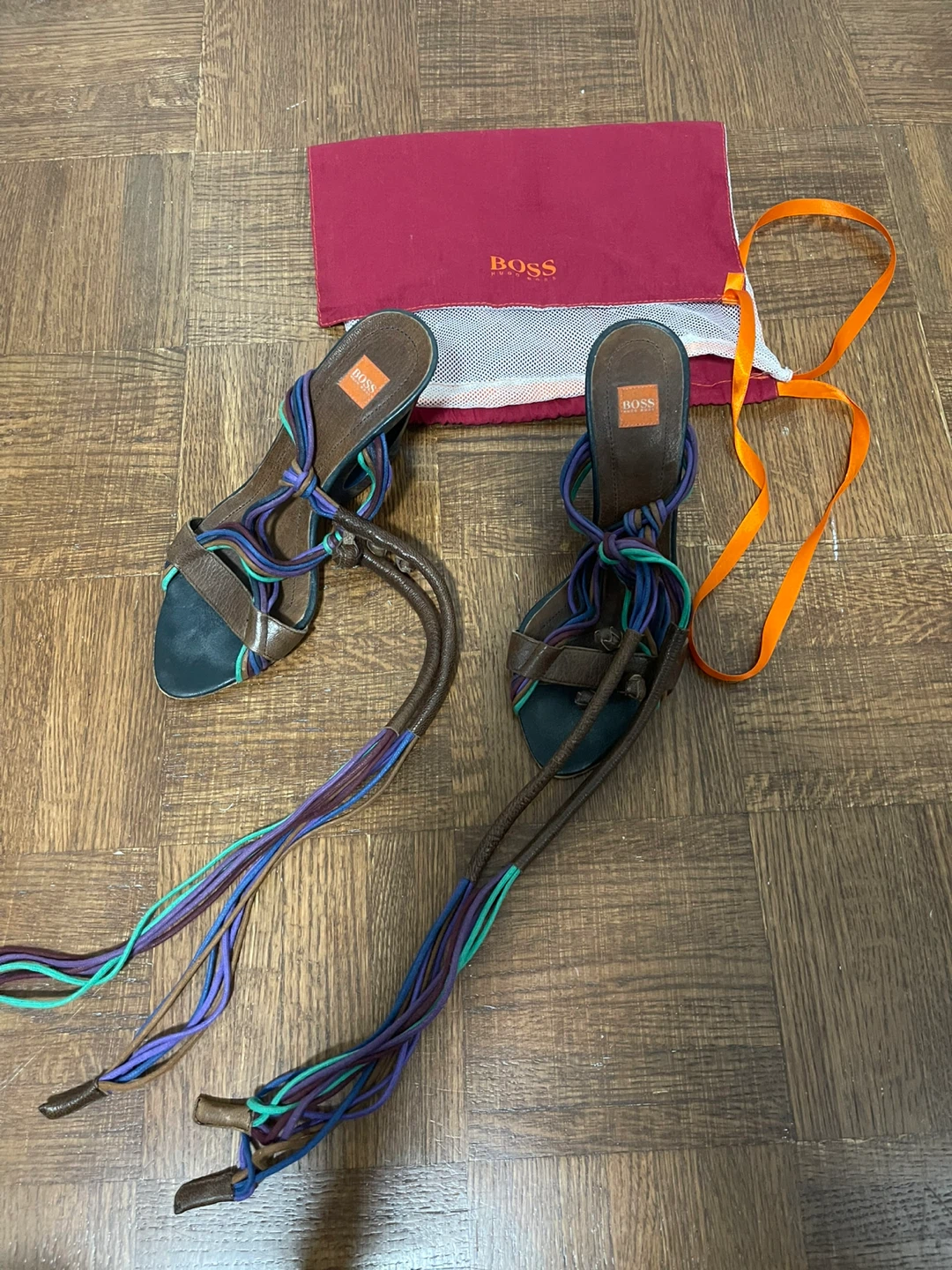 ⚽️BOSS Hugo Boss Women's Strappy Heels Size 37 - photo 5