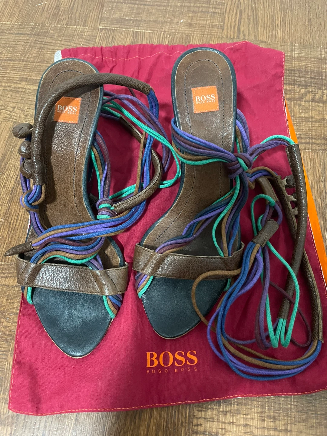 ⚽️BOSS Hugo Boss Women's Strappy Heels Size 37