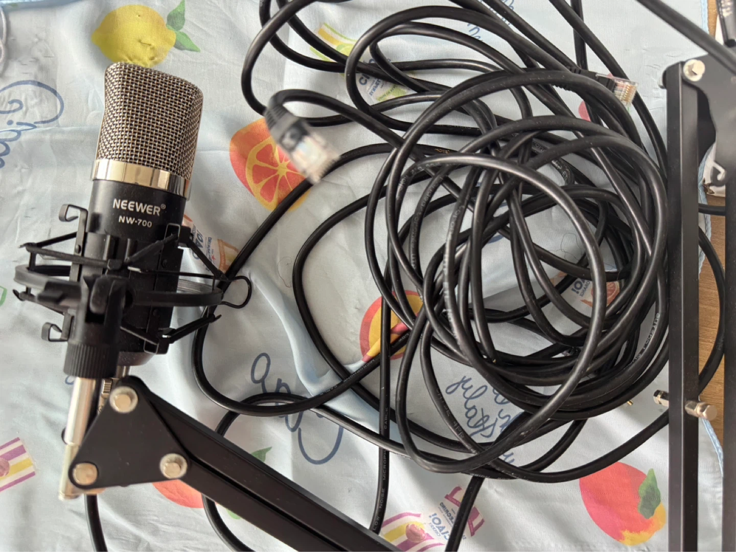 ⚽️  Neewer NW-700 Condenser Microphone with Pop Filter - photo 3