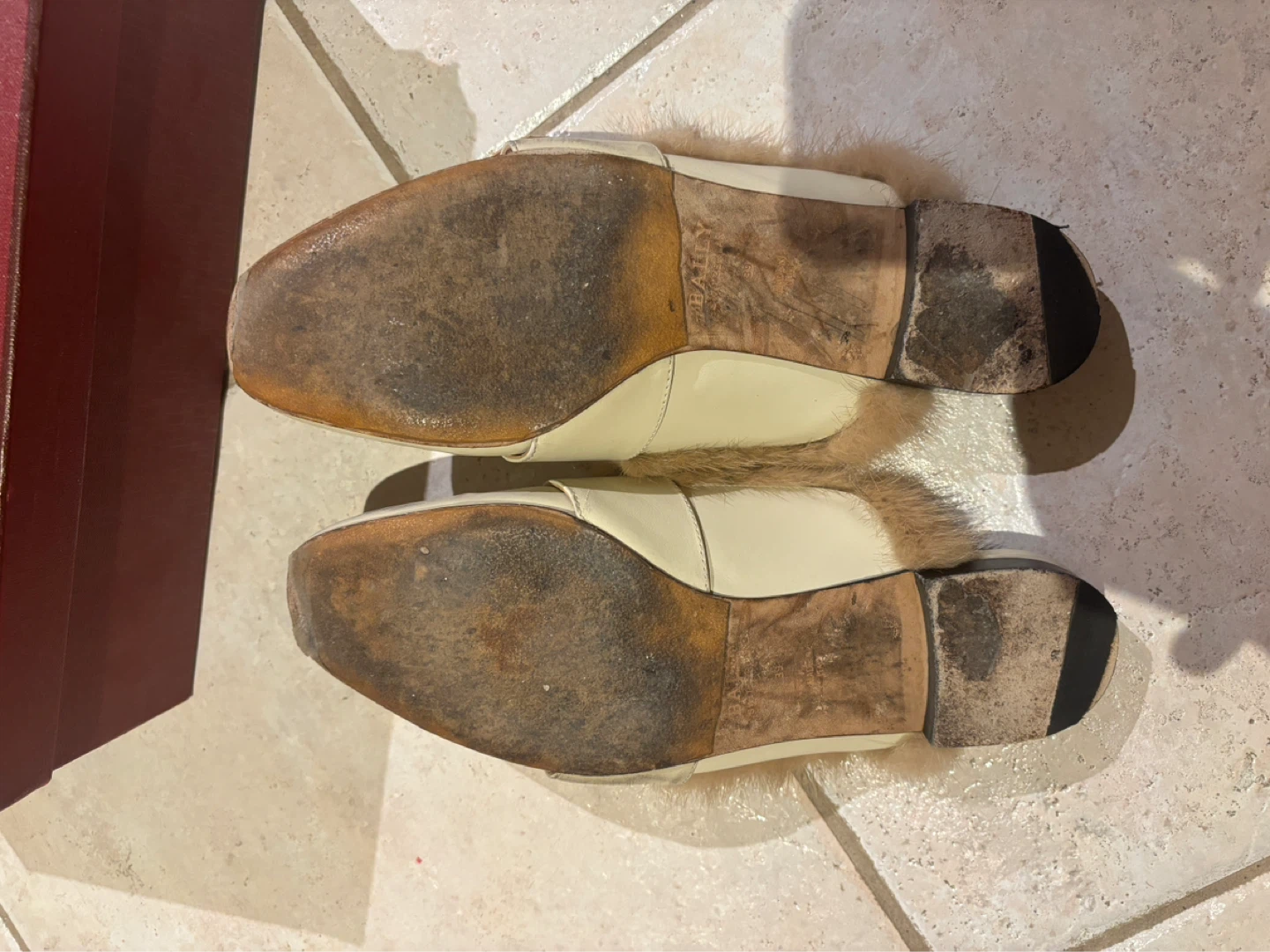 Bally Fur Mules Size 39 - photo 4