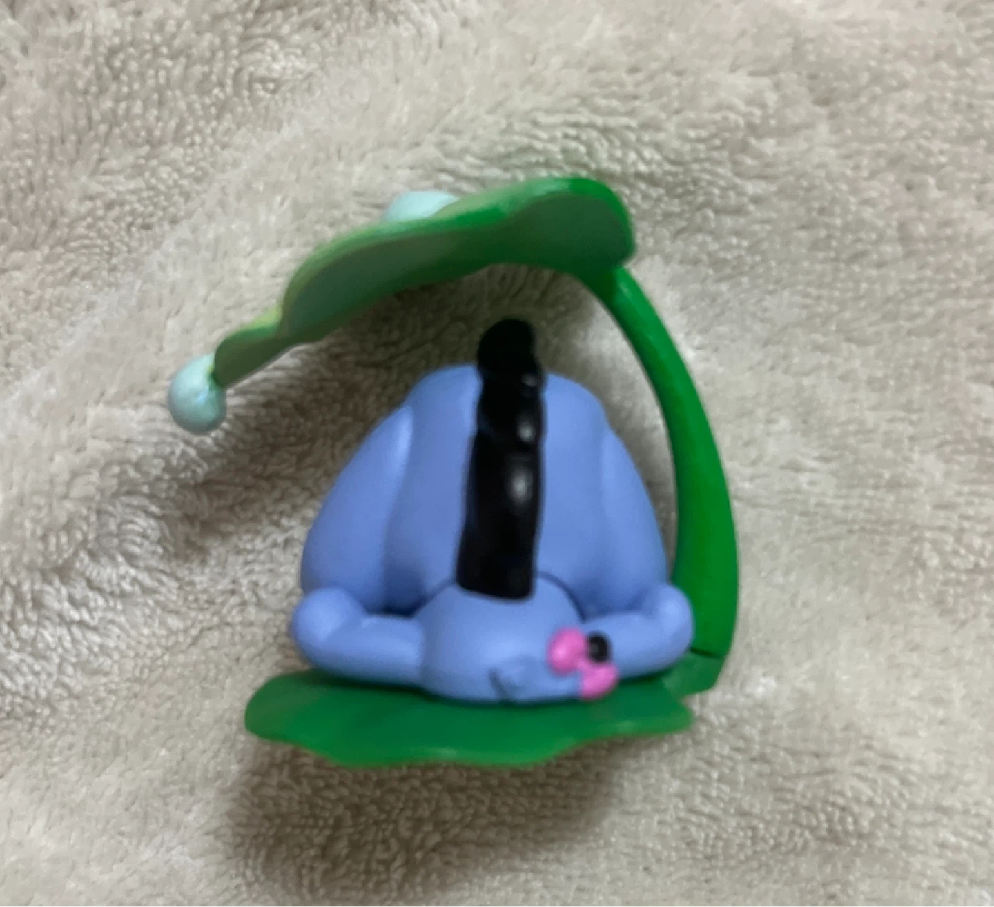 ⚽️Disney Eeyore Figurine - photo 2