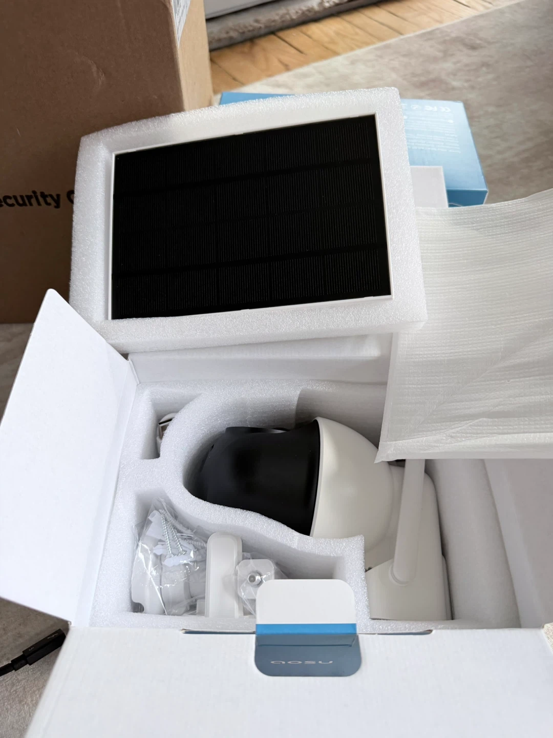 Aosu Solar-Powered Wireless Security Cameras (2 Pack) - photo 2