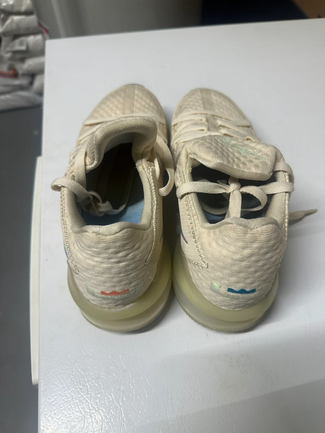 Nike LeBron 17 - photo 3