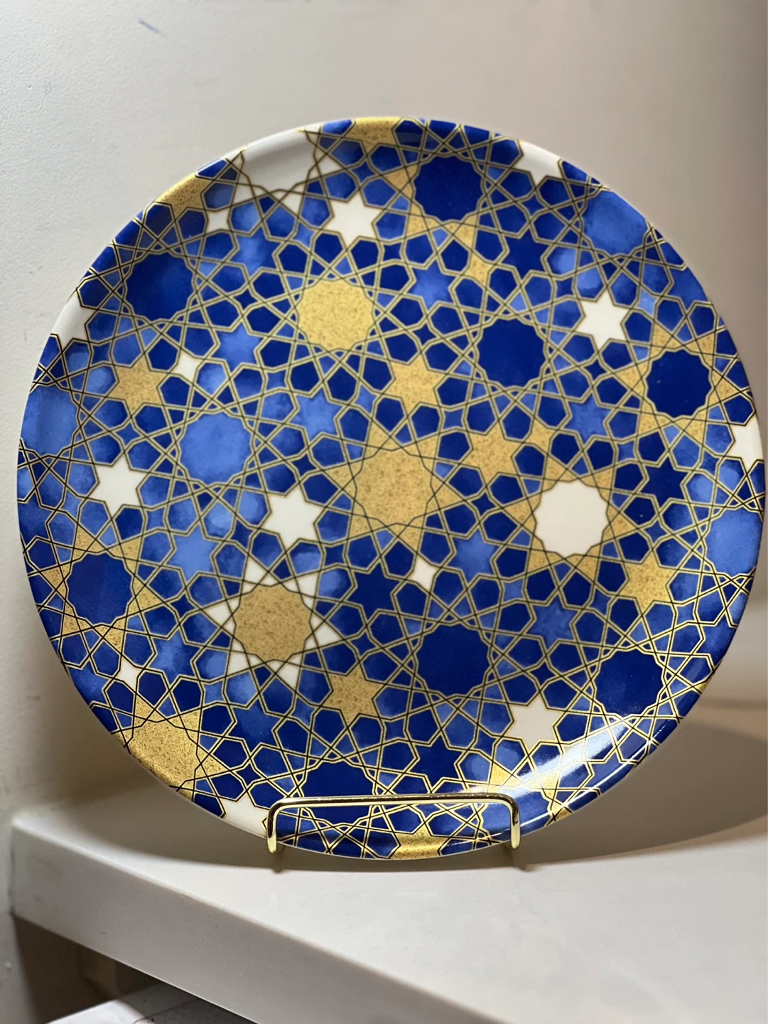 Williams Sonoma Blue & Gold Geometric Salad Plate – 8.5” ⚽️