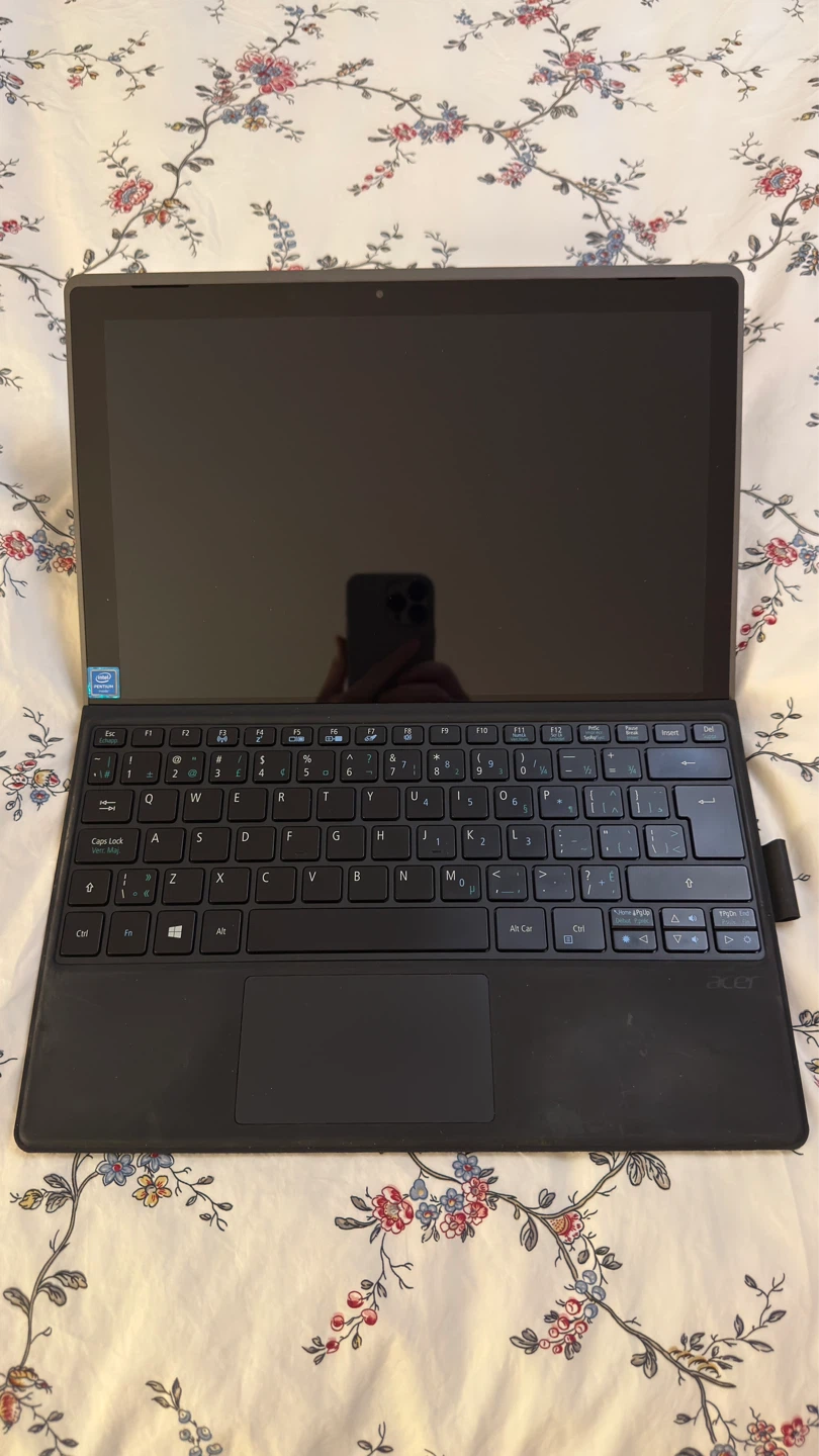 Acer Swift 3 Laptop - HDMI Output Works, Selling As-Is - photo 2