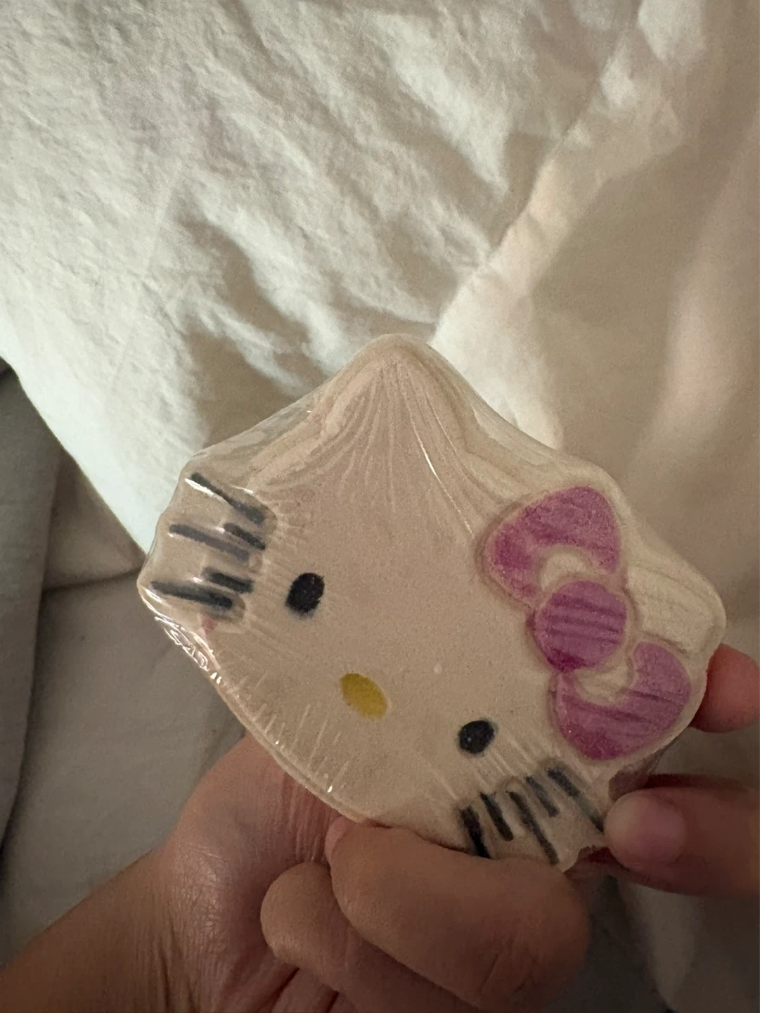 Blush Bonjour Meow Bath Bomb - photo 3